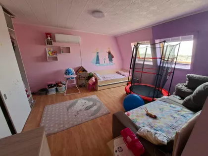 Mali Radanovac | 4zida.rs