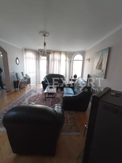 Sarajevska | 4zida.rs