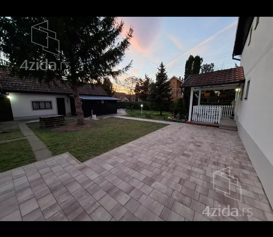 3-etažna kuća | 4zida