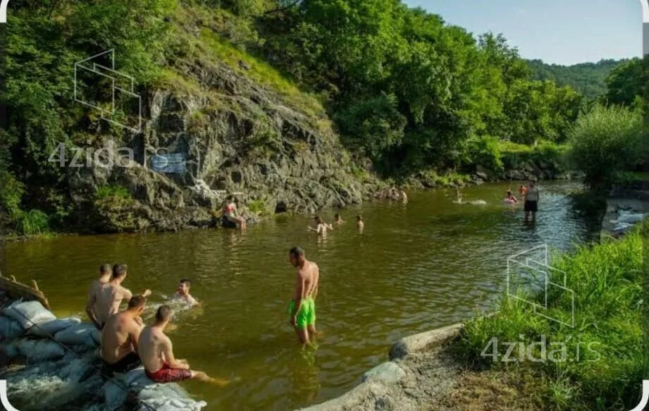 Ugostiteljski objekat | 4zida