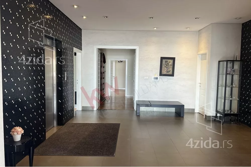 Kancelarija | 4zida