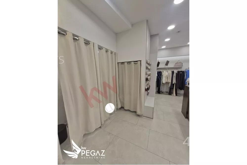 Lokal | 4zida