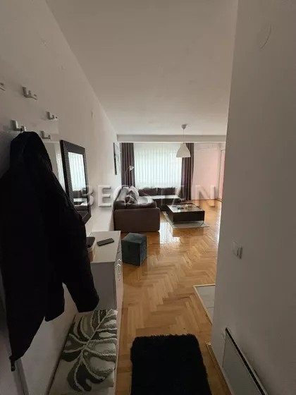 Kolonija | 4zida.rs