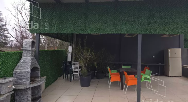 5-etažna kuća | 4zida