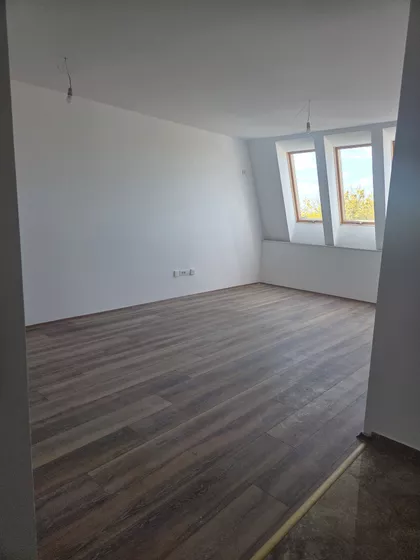 Kireška | 4zida.rs