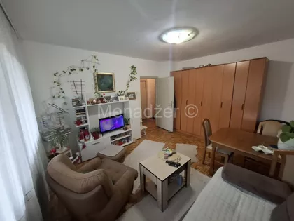 Sretena Mladenovica Mike  | 4zida.rs