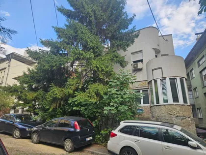 Mitropolita Stratimirovića 2 | 4zida.rs