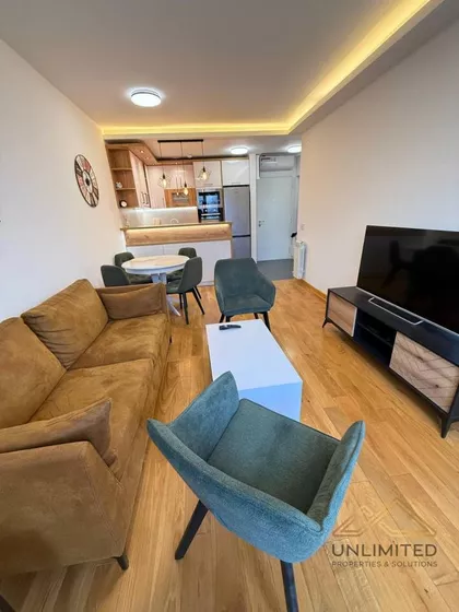 Botanička Bašta | 4zida.rs