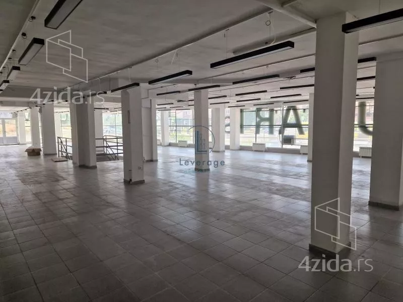 Lokal | 4zida