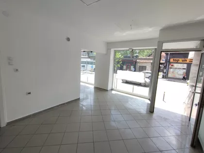 Crveni Pevac | 4zida.rs