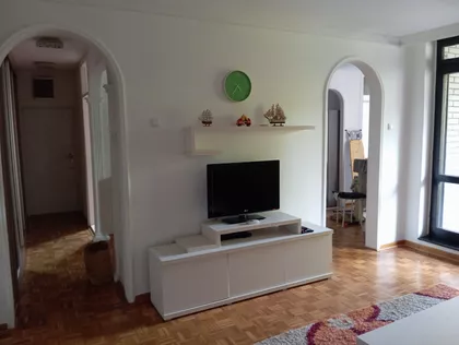 Milivoja Perovica 6 | 4zida.rs