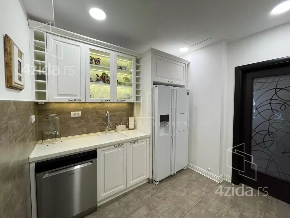 3-etažna kuća | 4zida