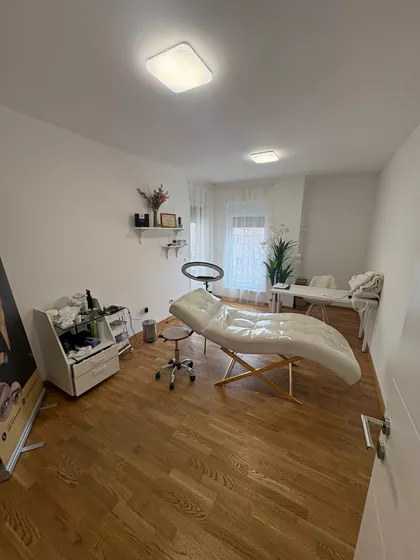 Karađorđeva | 4zida.rs