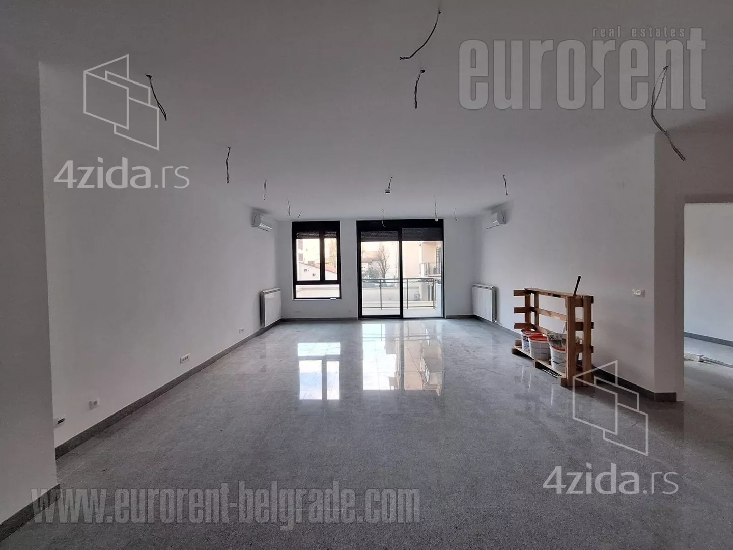 Poslovni prostor | 4zida
