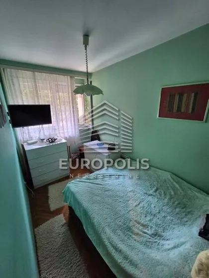 Pariske komune | 4zida.rs
