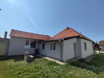 Mali Bajmok | 4zida.rs