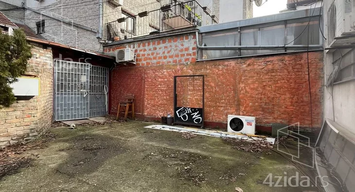 Poslovni prostor | 4zida