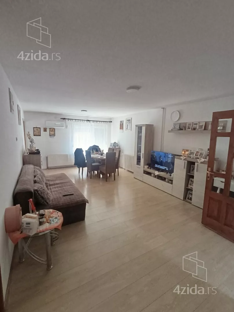 3-etažna kuća | 4zida