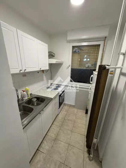 Balzakova | 4zida.rs