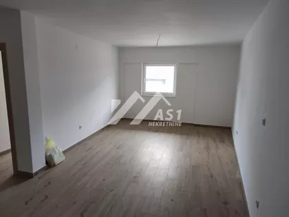 Slavonska | 4zida.rs