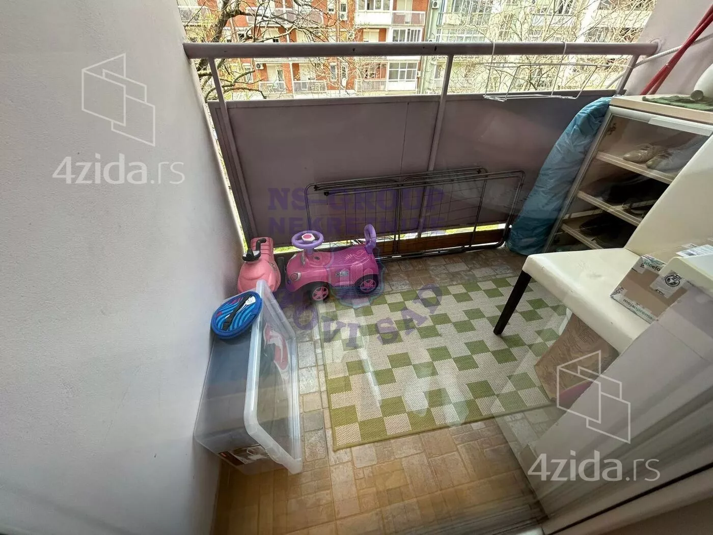 Dvoiposoban stan | 4zida