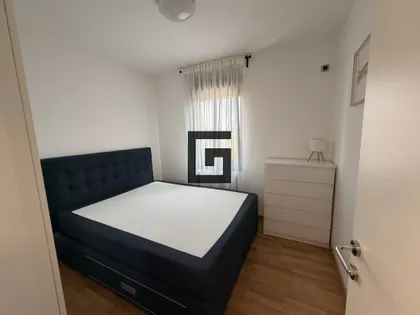 Cara Dušana | 4zida.rs