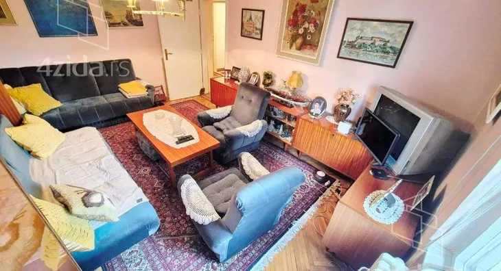 Dvoiposoban stan | 4zida