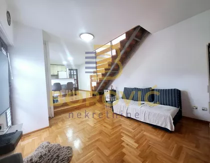 Učiteljsko Naselje | 4zida.rs