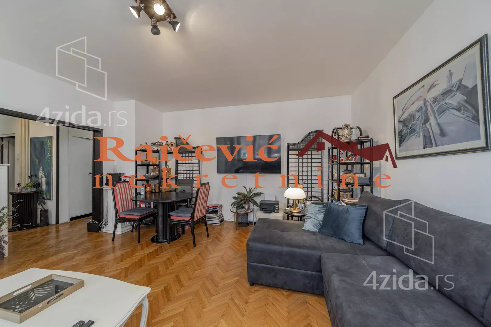 Troiposoban stan | 4zida