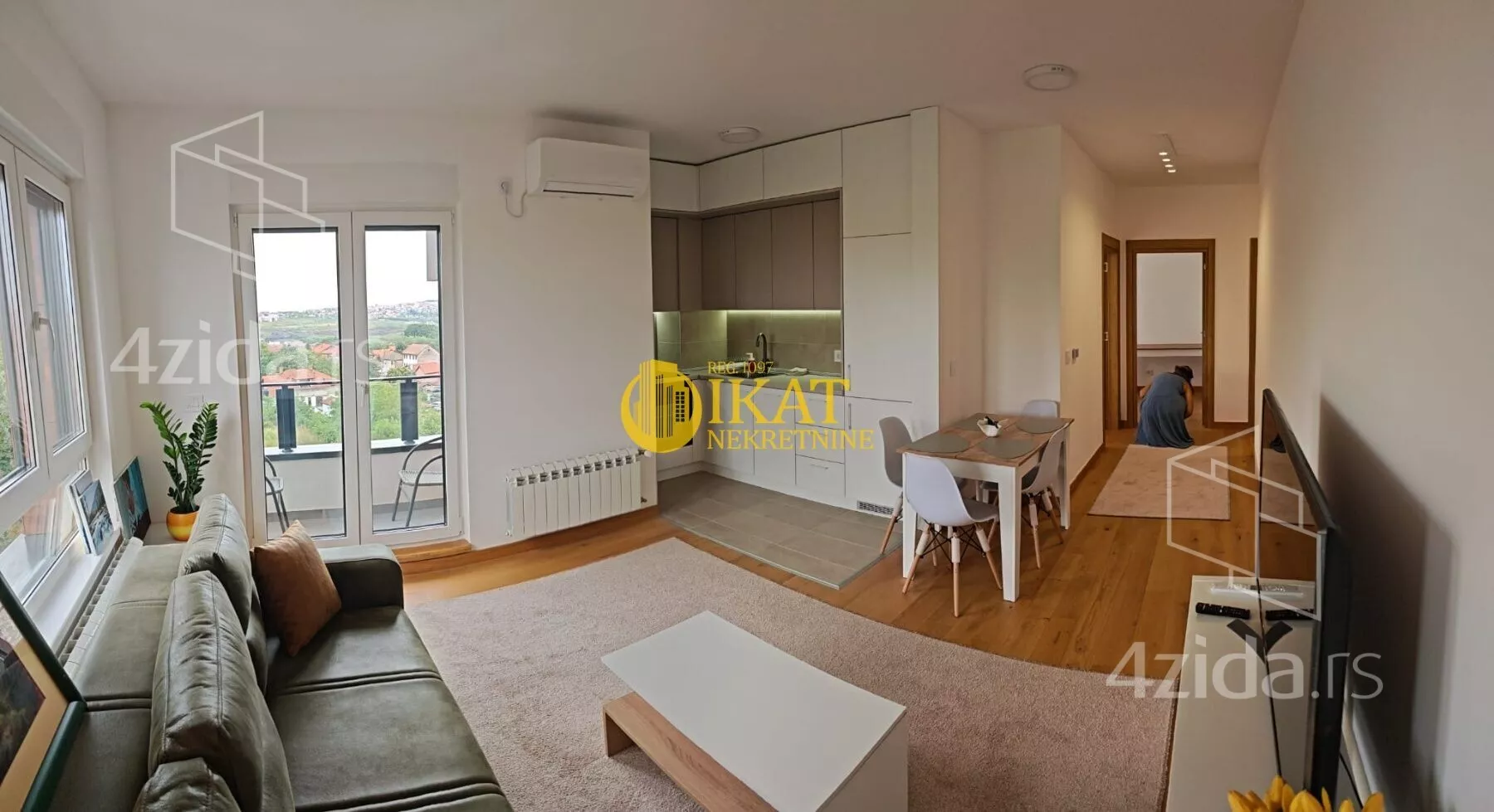 Dvoiposoban stan | 4zida