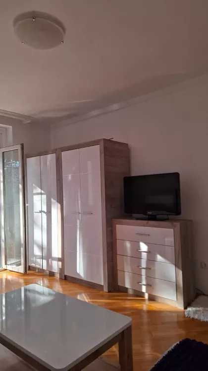 Sime Lozanića 3 | 4zida.rs