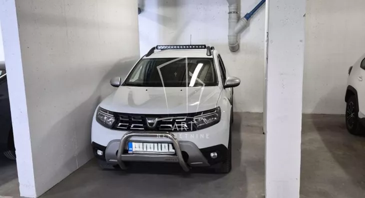 Garaža | 4zida