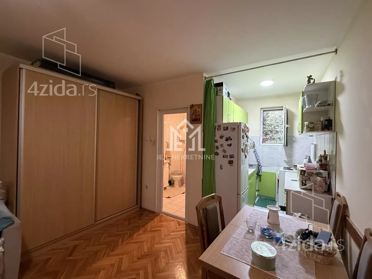 Garsonjera | 4zida