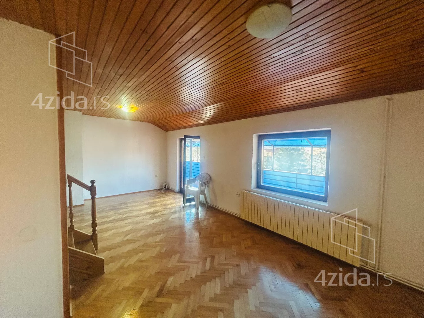 Petosoban stan | 4zida