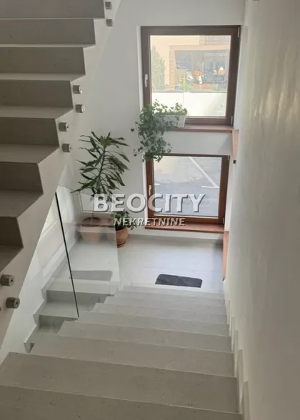 Vlastimira Đuze Stojiljkovića | 4zida.rs