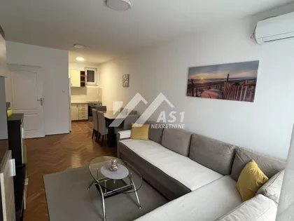 Hadži Ruvimova | 4zida.rs