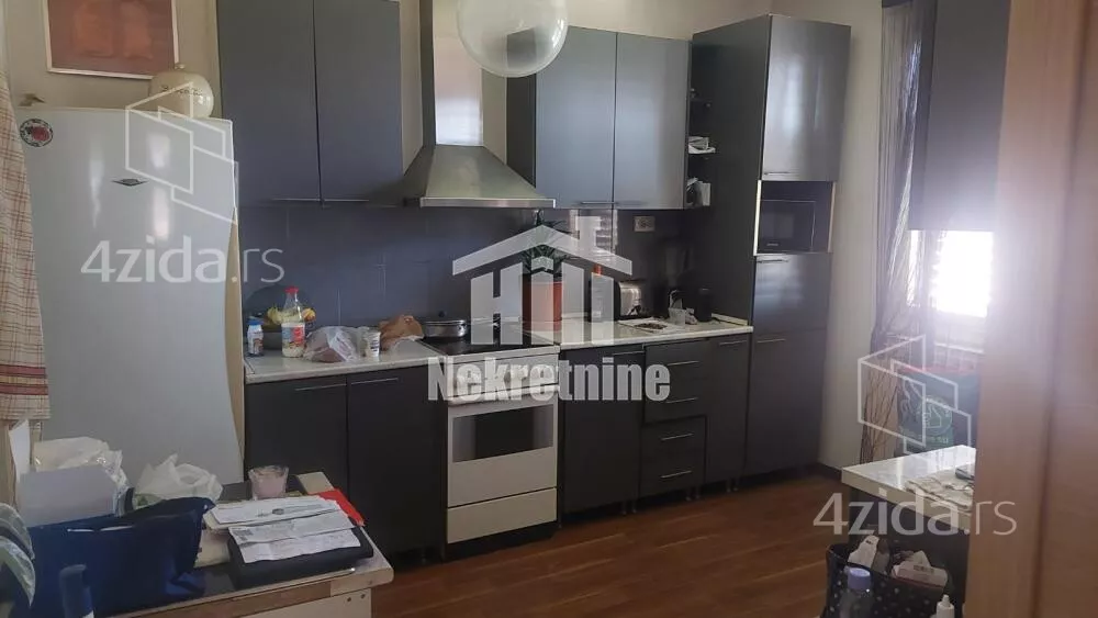 4-etažna kuća | 4zida