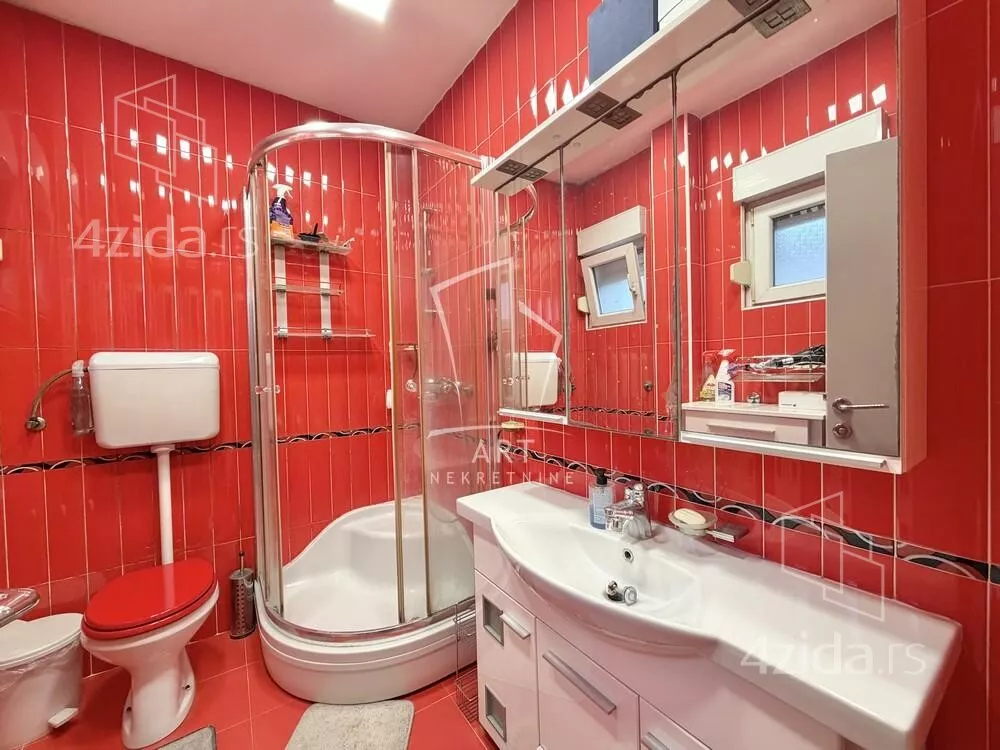 3-etažna kuća | 4zida