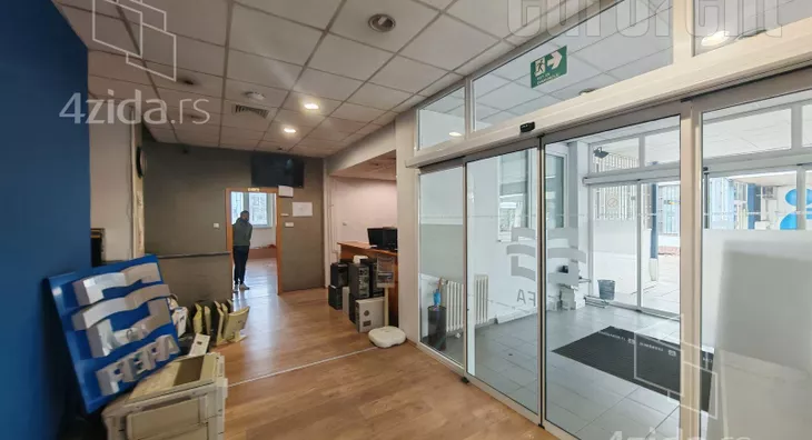 Poslovni prostor | 4zida