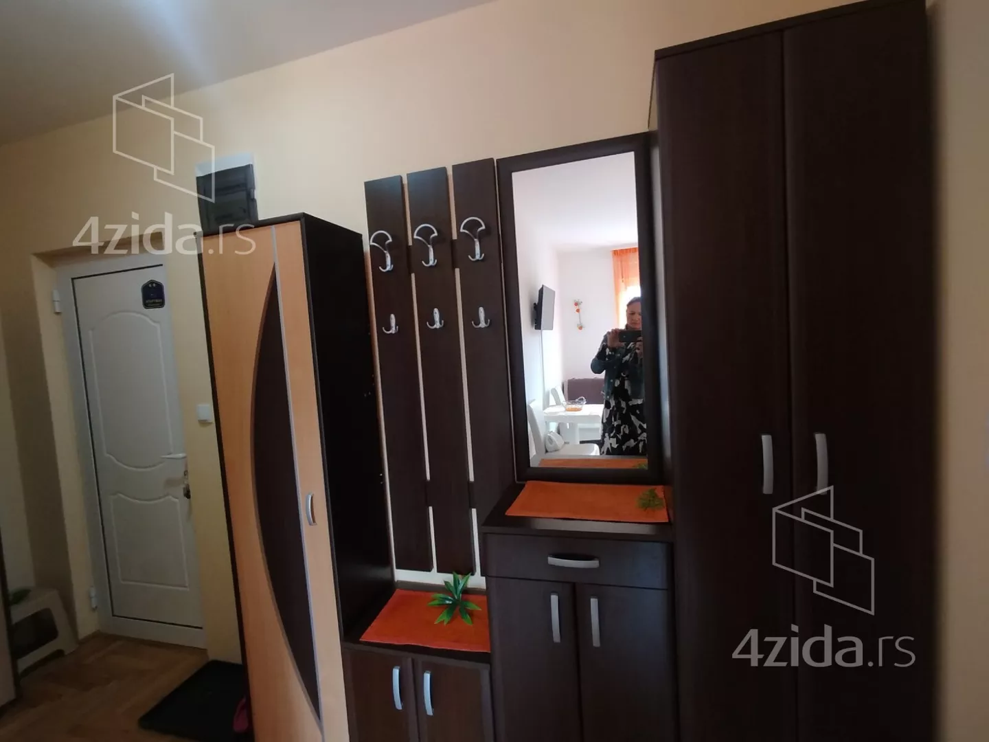 Garsonjera | 4zida