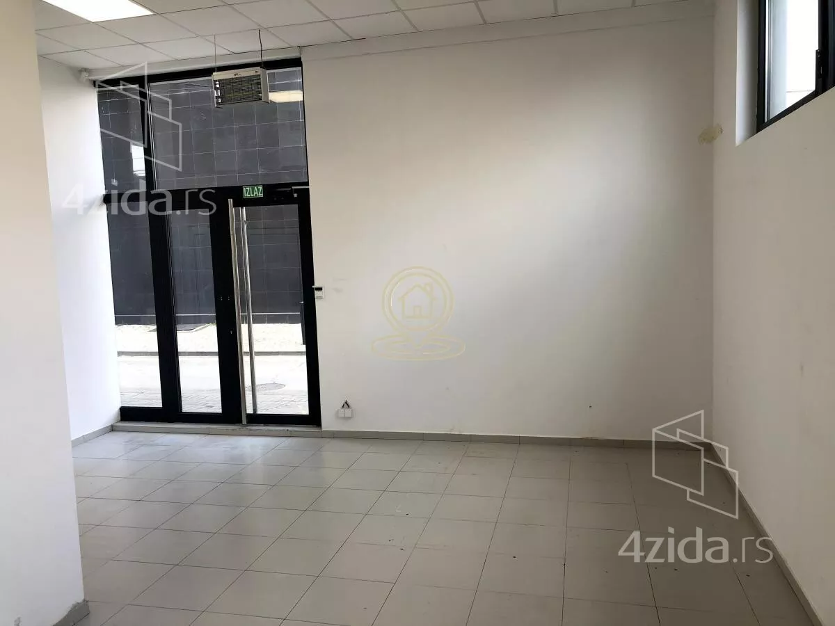 Poslovni prostor | 4zida