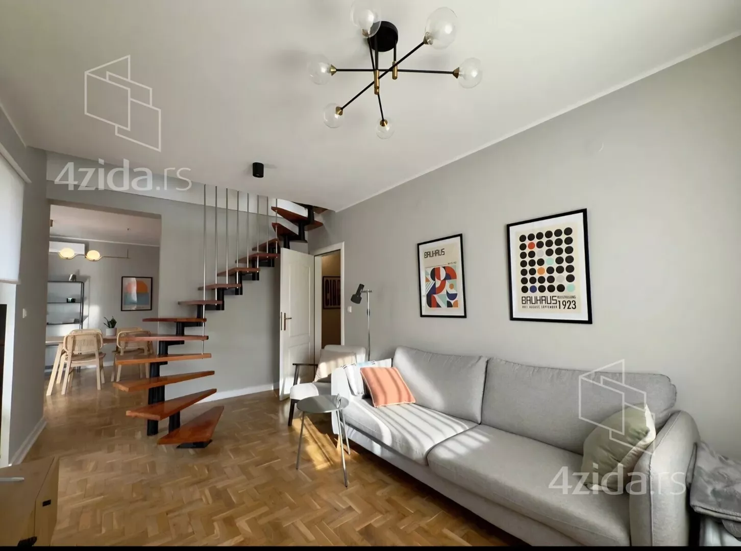 Troiposoban stan | 4zida