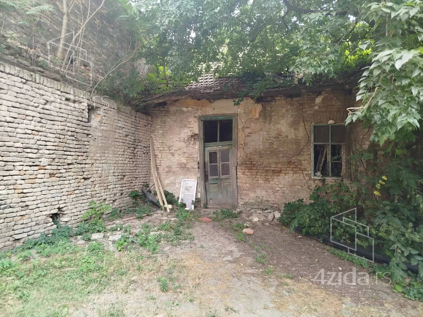 Građevinsko zemljište | 4zida
