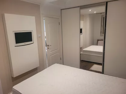 Jug Bogdana | 4zida.rs