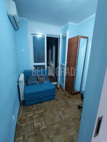 Sretena Mladenovića Mike | 4zida.rs