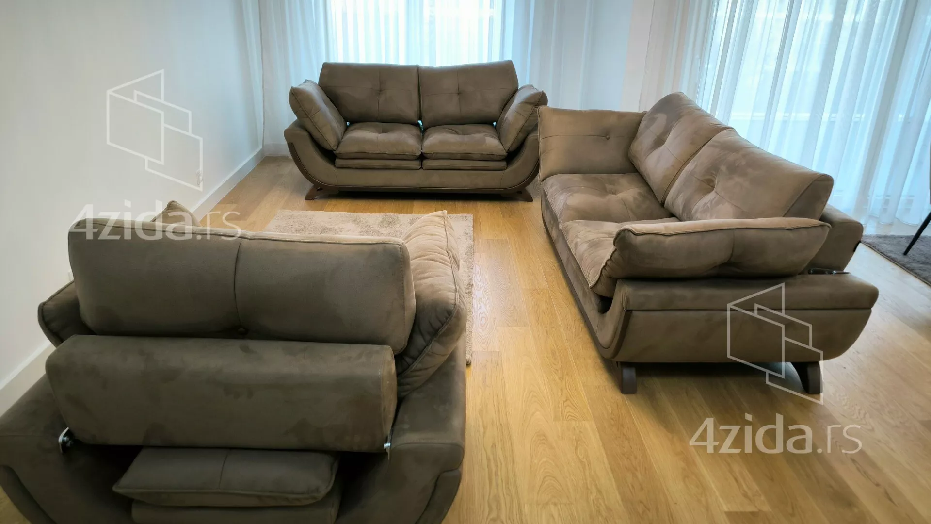 Četvorosoban stan | 4zida