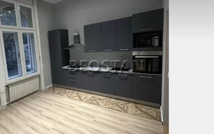 Francuska | 4zida.rs