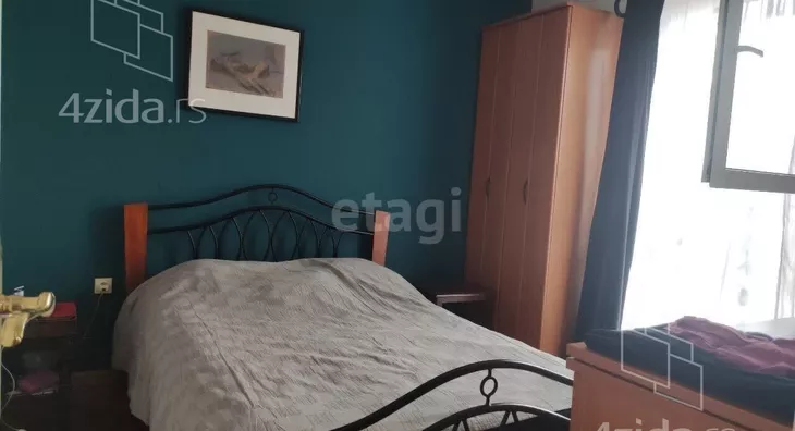 Četvoroiposoban stan | 4zida
