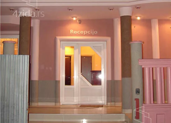 Ugostiteljski objekat | 4zida