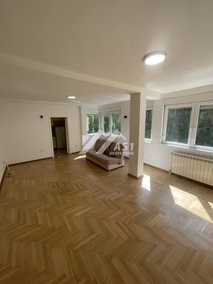 Lukijana Mušickog | 4zida.rs